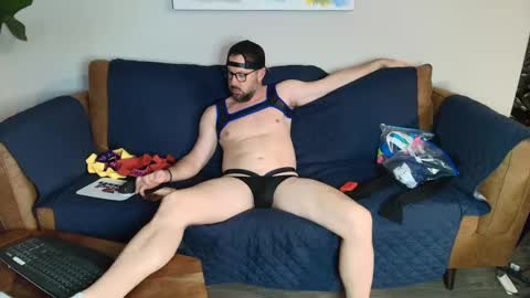 Snapshot of jaxxxspade chatting on 02-06-25, 02:22 Jaxxx Spade online show from 02-06-25, 02:22