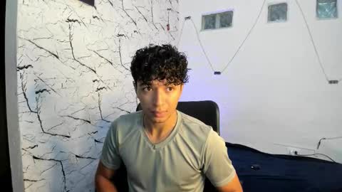 Snapshot of jay_aalvarez chatting on 02-09-26, 11:25 Jay online show from 02-09-26, 11:25