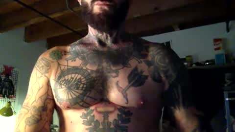 Snapshot of jay_cee_607 chatting on 06-05-26, 01:45 jay cee online show from 06-05-26, 01:45