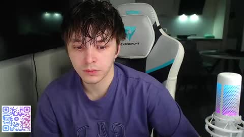 Snapshot of jayce_icestone chatting on 04-26-26, 04:15 Jayce online show from 04-26-26, 04:15
