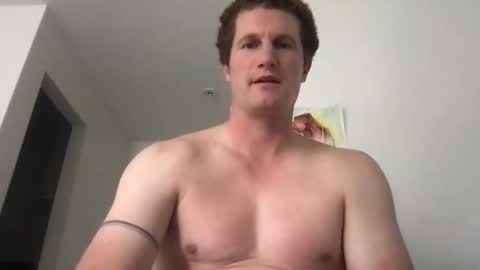 Snapshot of jaycup1989 chatting on 10-05-25, 04:27 jaycup1989 online show from 10-05-25, 04:27