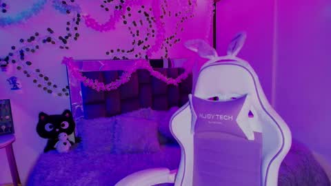 Snapshot of jayden_cournikovaa chatting on 02-12-25, 12:05 Jayen online show from 02-12-25, 12:05