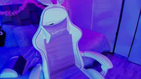 Snapshot of jayden_cournikovaa chatting on 03-11-25, 08:31 Jayen online show from 03-11-25, 08:31