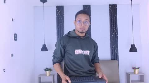 Jayden Morris online show from 10-26-25, 03:18