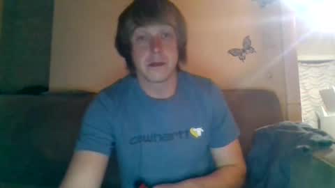 Snapshot of jayjay697 chatting on 03-08-25, 02:01 make me play online show from 03-08-25, 02:01