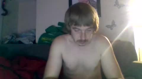 Snapshot of jayjay697 chatting on 12-20-25, 12:07 make me play online show from 12-20-25, 12:07