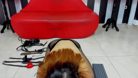 Snapshot of jaylen_bdsm chatting on 01-17-25, 03:32 jaylen_bdsm online show from 01-17-25, 03:32