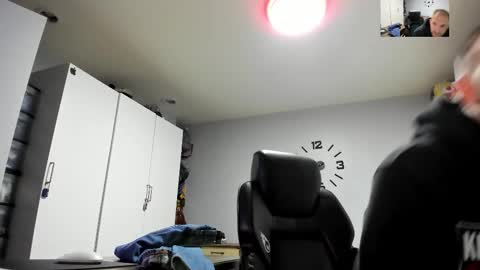 Jay Taylor online show from 10-14-25, 05:19