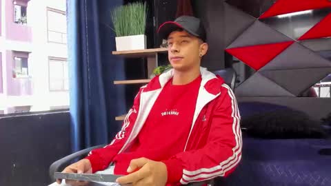 jaze_bradley online show from 11-21-25, 11:20