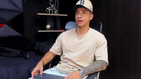 jaze_bradley online show from 12-04-25, 11:30