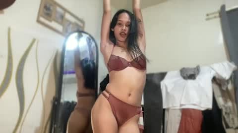 Snapshot of jazh21 chatting on 06-19-26, 04:17 jash online show from 06-19-26, 04:17