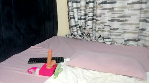 jazmin_jade online show from 04-04-26, 03:16