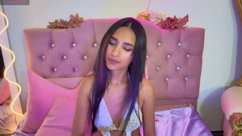 Jazmin  online show from 01-29-25, 01:16