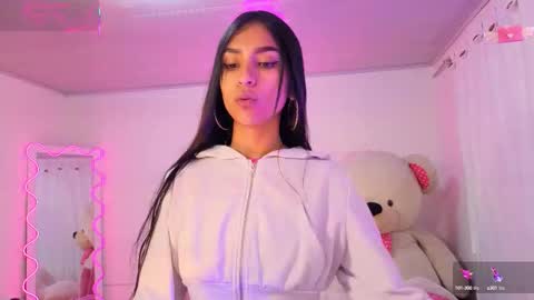 Jazmin  online show from 09-15-25, 12:05