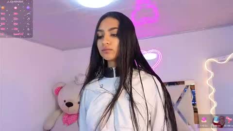 Jazmin  online show from 11-09-25, 11:41