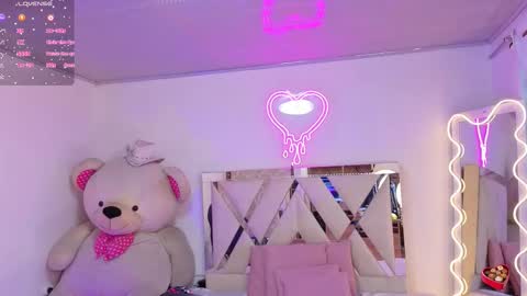 Jazmin  online show from 11-10-25, 11:53