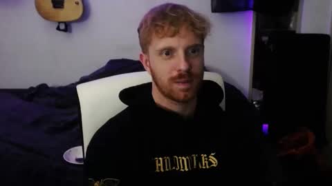 Snapshot of jb_cams chatting on 12-21-24, 06:55 jb_cams online show from 12-21-24, 06:55