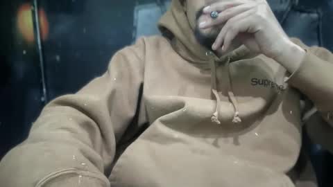 Royal Family online show from 10-25-25, 03:03