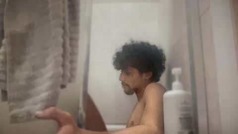 Royal Family online show from 11-14-25, 10:47