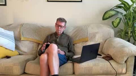 Snapshot of jcar57 chatting on 11-17-25, 02:34 Jon online show from 11-17-25, 02:34