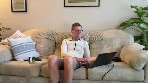 Snapshot of jcar57 chatting on 01-06-26, 02:10 Jon online show from 01-06-26, 02:10