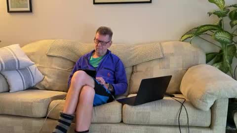 Snapshot of jcar57 chatting on 01-12-26, 04:01 Jon online show from 01-12-26, 04:01