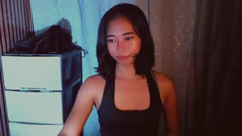 Snapshot of jclbabes chatting on 06-27-26, 03:50 vivian online show from 06-27-26, 03:50