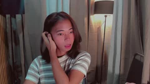 Snapshot of jclbabes chatting on 07-19-26, 01:31 vivian online show from 07-19-26, 01:31