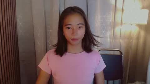 Snapshot of jclbabes chatting on 07-20-26, 01:31 vivian online show from 07-20-26, 01:31