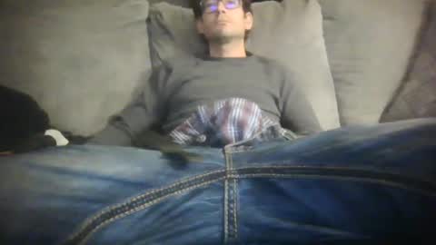 Snapshot of jd19852 chatting on 01-16-26, 04:05 jd19852 online show from 01-16-26, 04:05