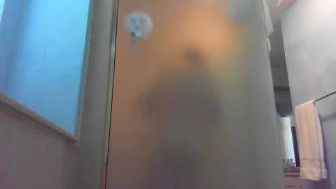 Snapshot of jdineuless chatting on 05-16-26, 06:17 JDinEuless online show from 05-16-26, 06:17