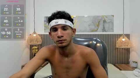 jdwhite18 online show from 04-10-26, 04:06