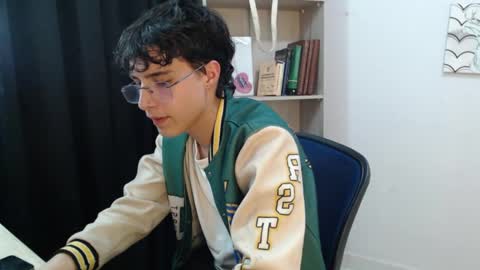 jeam_hot online show from 12-20-24, 09:17