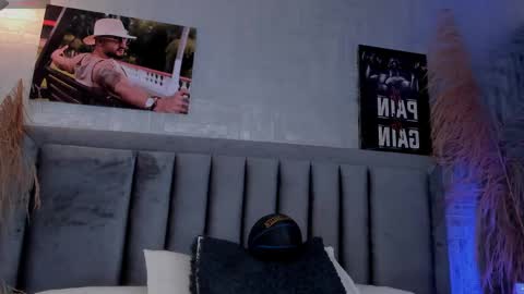 Jean Coleman online show from 09-11-25, 03:39