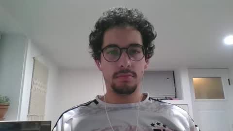 Snapshot of jean_hard_ chatting on 03-05-25, 04:45 jean_hard_ online show from 03-05-25, 04:45