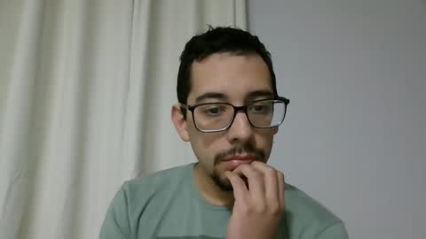 Snapshot of jean_hard_ chatting on 10-27-25, 04:27 jean_hard_ online show from 10-27-25, 04:27