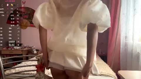 Snapshot of jeanadambach chatting on 07-17-26, 06:42 Jeanna online show from 07-17-26, 06:42