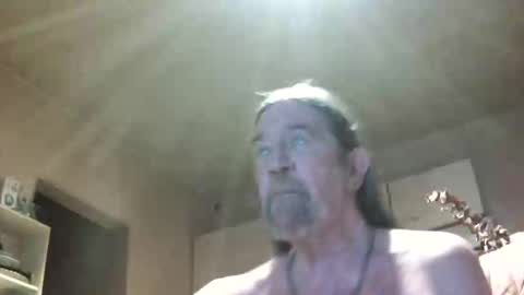 jeanclaude1959 online show from 05-31-26, 07:04