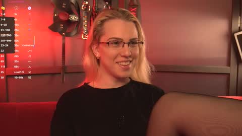 Snapshot of jeancoleex chatting on 09-26-25, 06:39 Jean online show from 09-26-25, 06:39