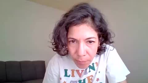 jeanneduval8888 online show from 05-30-26, 11:02