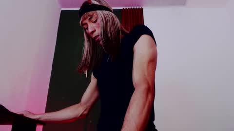 Snapshot of jeanys_sneider chatting on 12-20-25, 06:09 Jeays online show from 12-20-25, 06:09