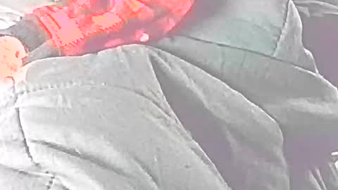 Snapshot of jedishy925585 chatting on 01-05-26, 05:27 jedishy925585 online show from 01-05-26, 05:27