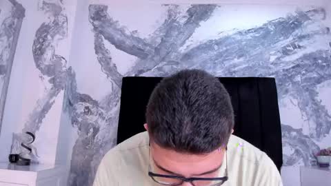 Snapshot of jeffdaltton chatting on 05-11-26, 04:04 Jeff online show from 05-11-26, 04:04