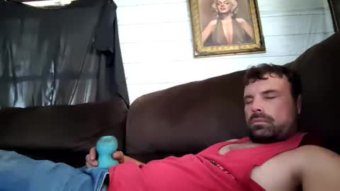 Snapshot of jefrojethro chatting on 04-26-26, 07:33 jefrojethro online show from 04-26-26, 07:33