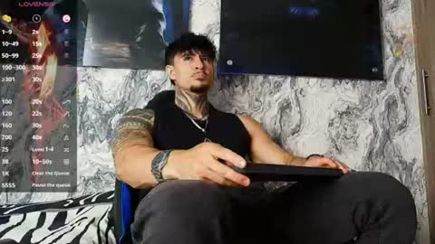 Snapshot of jeins_carter chatting on 07-20-26, 04:53 JC online show from 07-20-26, 04:53