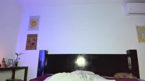 Snapshot of jeinsssgreys chatting on 01-13-25, 03:34 Greys online show from 01-13-25, 03:34