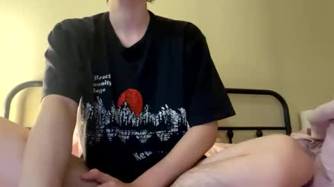 Snapshot of jeji22 chatting on 12-01-24, 10:21 jeji22 online show from 12-01-24, 10:21