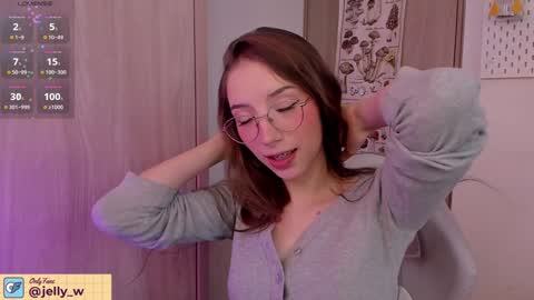 Jelly  online show from 12-04-24, 04:38