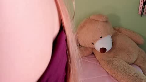 Snapshot of jelly_w5 chatting on 05-05-26, 03:03 Jelly online show from 05-05-26, 03:03