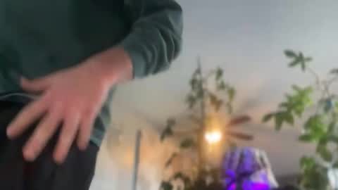 Guy Jones online show from 11-22-25, 03:11